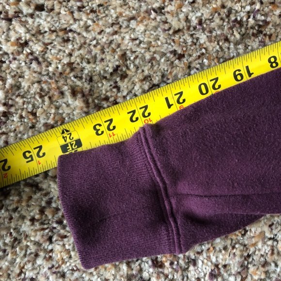 Pink‎ Victoria's Secret Women's Cropped Sweater Burgundy Size S Spellout - Picture 8 of 9